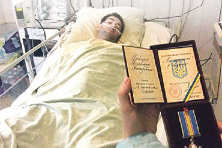 «МОЛІТЬСЯ ЗА ВЕНІАМІНА — І ЗАГОЯТЬСЯ ЙОГО СТРАШНІ РАНИ…»