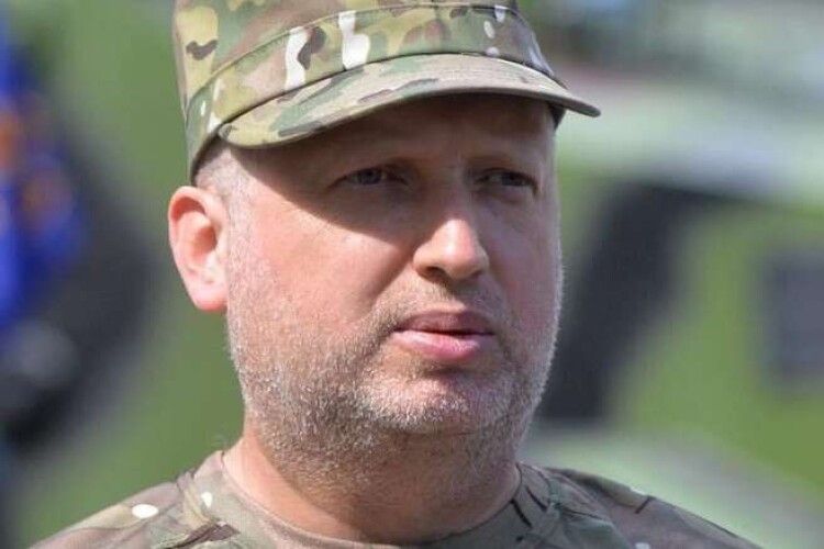 Турчинов: «Закрийте свої роти, і саме цим ви зробите значний внесок у нашу перемогу!»