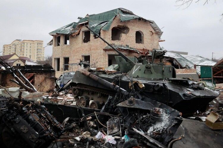 Російська сенаторка визнала величезні втрати армії РФ в Україні (Відео)