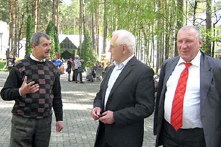 ДЕПУТАТІВ ВІД «БАТЬКІВЩИНИ» НАВЧАЛИ, ЯК ПРАЦЮВАТИ В МІСЦЕВИХ РАДАХ*