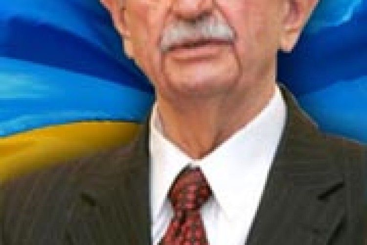 ВІН ЖИВ УКРАЇНОЮ...