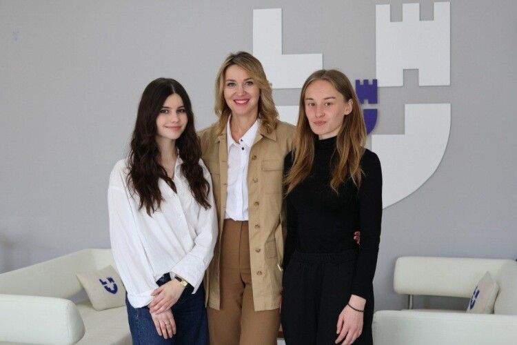 Дві студентки Луцького вишу відзначені стипендією Президента України