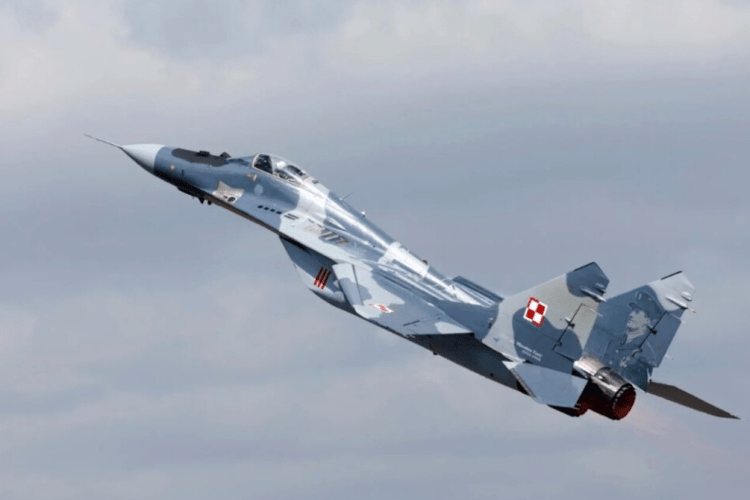 Польські військові ледь не збили український МіГ-29 біля кордону