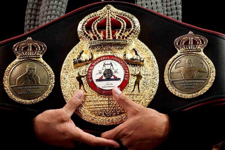 WBA виключила російських боксерів із рейтингів та заборонила бої в Росії