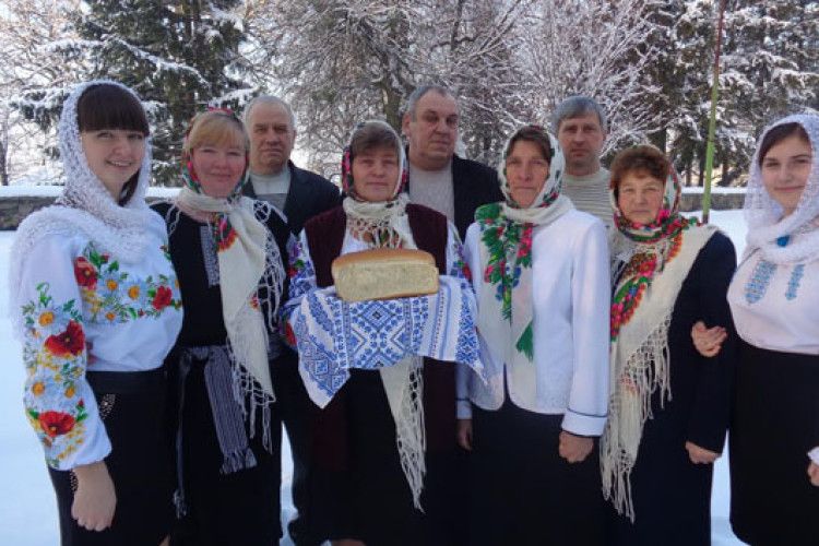 39 100 гривень для дітей-сиріт наколядували на благодійному концерті в Горохові