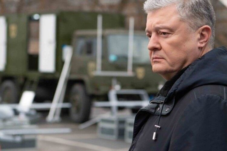 Помстимося за українського Героя: Порошенко передає у війська вдосконалені комплекси БПЛА Poseidon