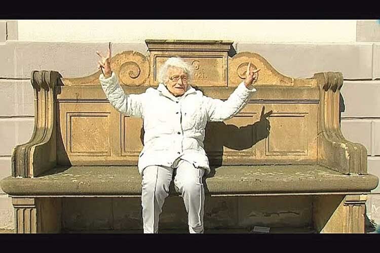 У Німеччині 100–річна жінка стала депутатом місцевої ради
