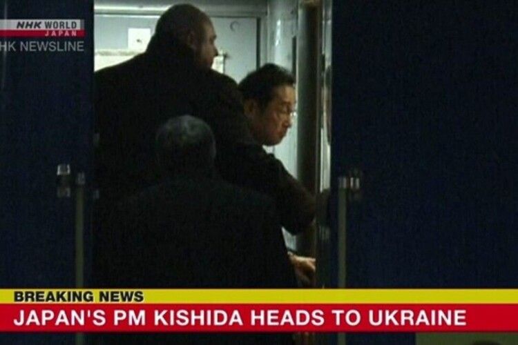 До Києва приїхав прем'єр Японії