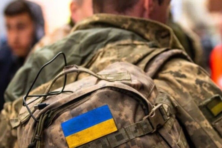 На Волині після самовільного залишення військової частини чоловіка поновили на службі