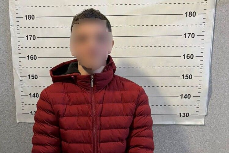 У Тернополі 22-річний чоловік на замовлення спецслужб рф підпалив відділення банку 