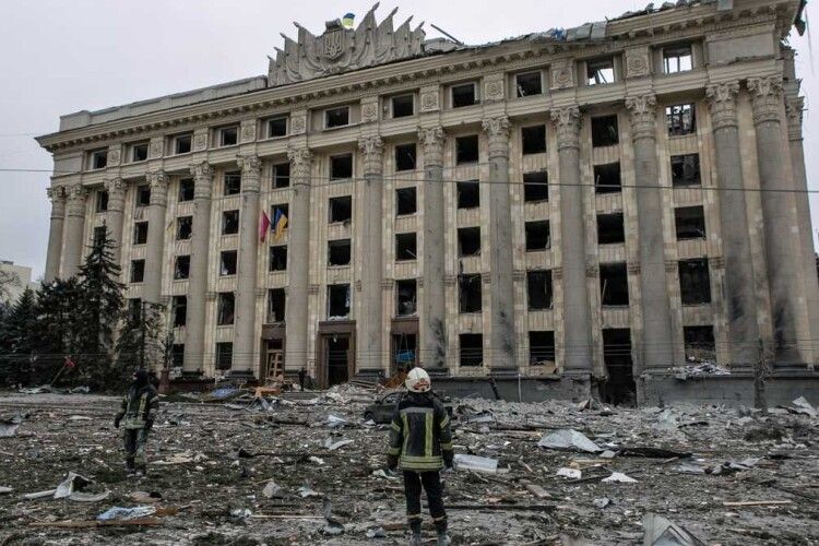 Українські бійці повернули прапор України на Харківську ОВА (Відео)