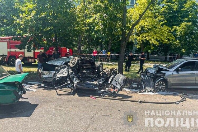 Кривава ДТП у Запоріжжі: двоє пішоходів загинуло, четверо - поранені