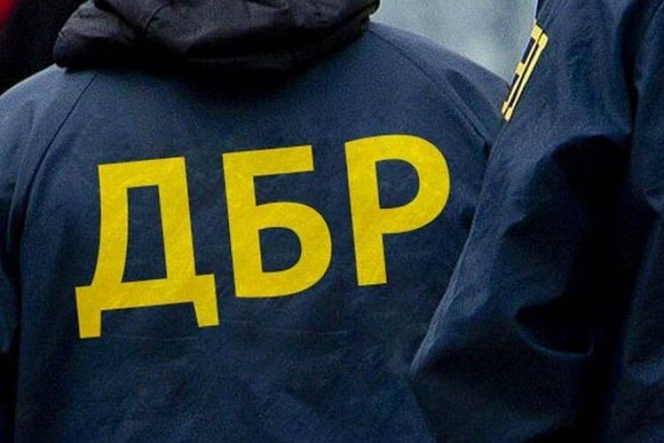 На Полтавщині чоловік, що кинув у жінку гранату, виявився співробітником поліції  