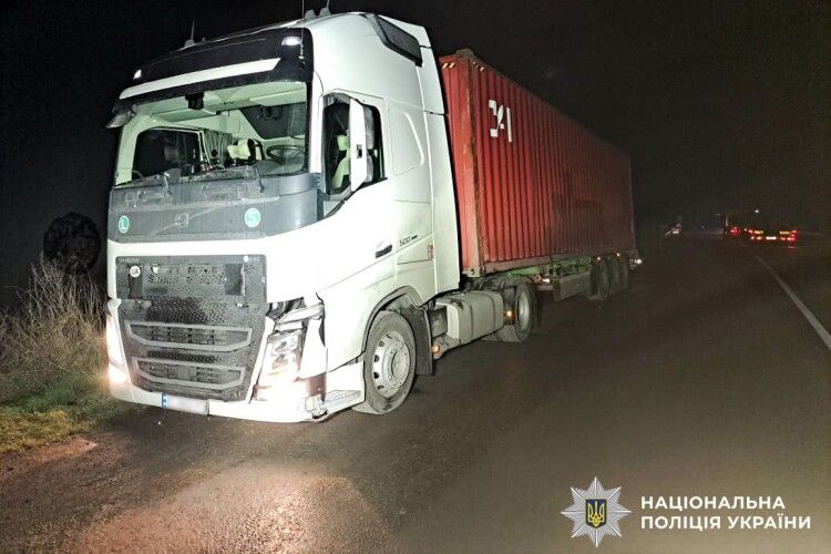 Водій із Луцька збив пішохода на Рівненщині: встановлюють особу загиблого