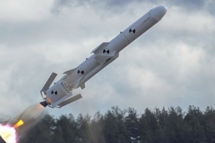 З Білорусі випустили 4 балістичні ракети