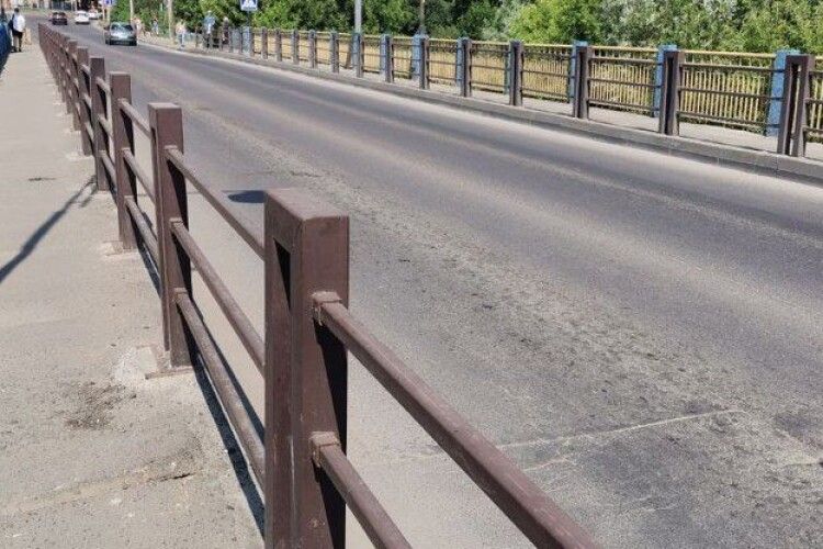 У Луцьку на Шевченка руйнується міст: коли почнуть ремонт