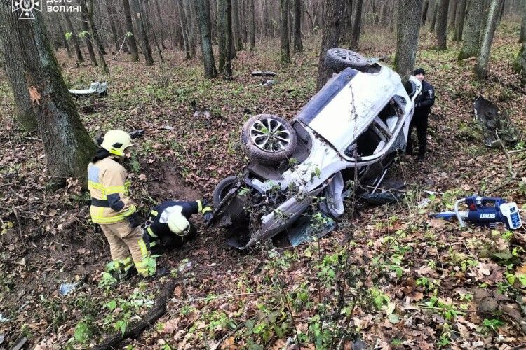 ДТП на Волині: в лікарню доставили жінку та двох дітей