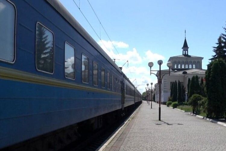 Укрзалізниця призначила з Києва до Ковеля додатковий поїзд 