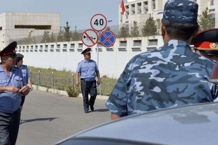 П'яний водій протаранив кортеж президента: є загиблий та постраждалі