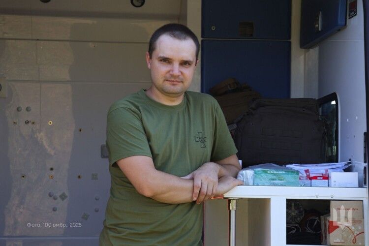Холоднокровність та стресостійкість – ключові якості медика волинської бригади, який рятує життя побратимів на передовій