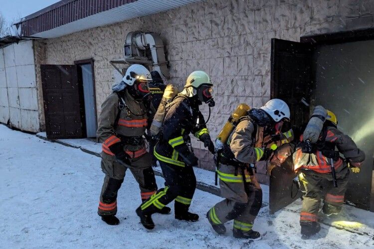 Волинські рятувальники покращували свої навички (Фото) 