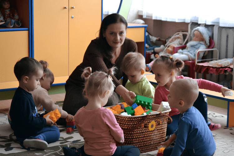Які дитсадочки влітку в Луцьку працюватимуть, а які – призупинять роботу