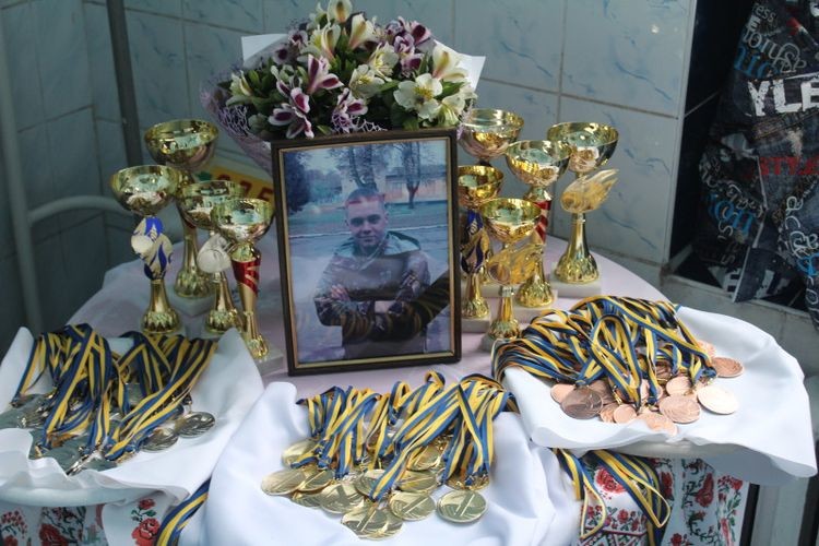 У Луцьку розпочався турнір з плавання пам’яті загиблого в АТО Дениса Чабанчука