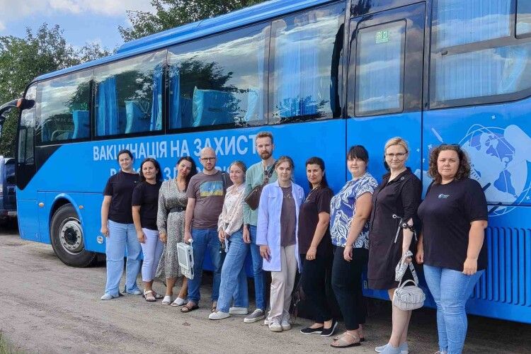 Вакцинальний автобус відвідав ще одну громаду на Волині