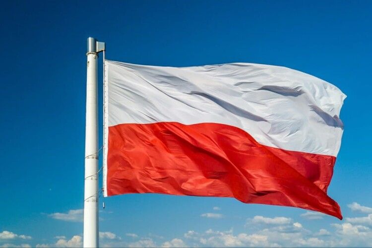 У Польщі звинуватили білоруські служби у руйнуванні огорожі на кордоні спецінструментами
