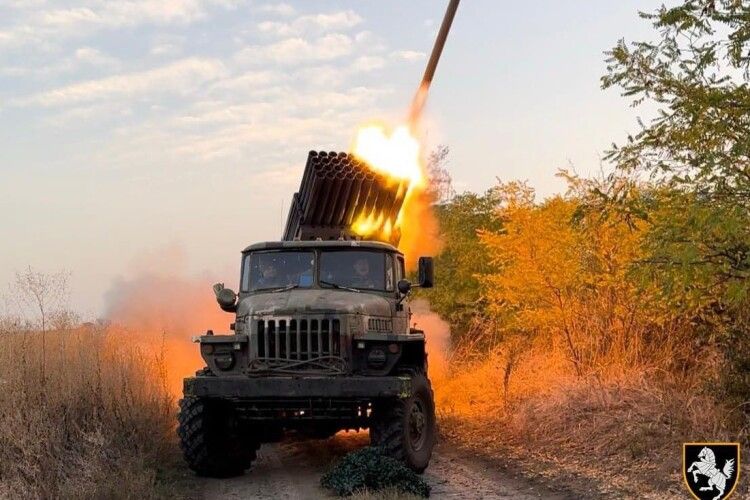Майже 100 бойових зіткнень: що відбувається на фронті станом на ранок 23 жовтня