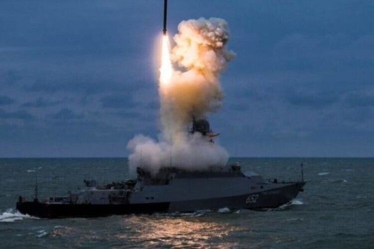 росія збільшила кількість ракетоносіїв у Чорному морі