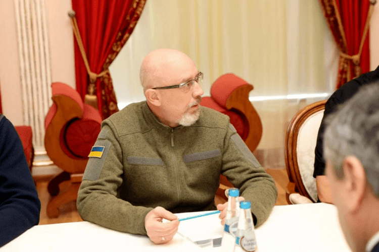 «Варіантів «на 24 лютого» вже не існує»: Резніков озвучив нову умову для переговорів з рф