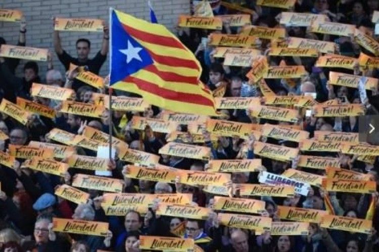 У Каталонії 750 тисяч осіб вимагають звільнити заарештованих лідерів автономії
