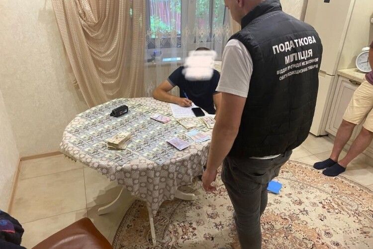 У волинянина вилучили тютюновий фальсифікат на понад пів мільйона гривень (Фото)