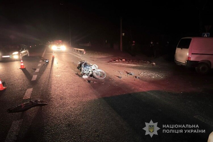На Волині внаслідок ДТП госпіталізували неповнолітнього мотоцикліста