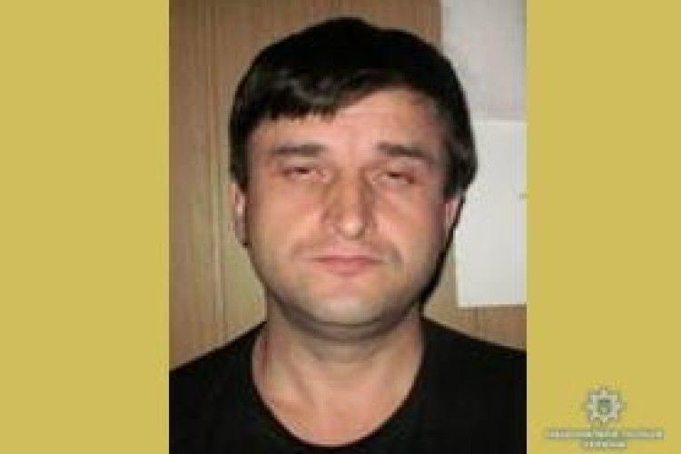 Поліція розшукує 45-річного волинянина за скоєння тяжких злочинів