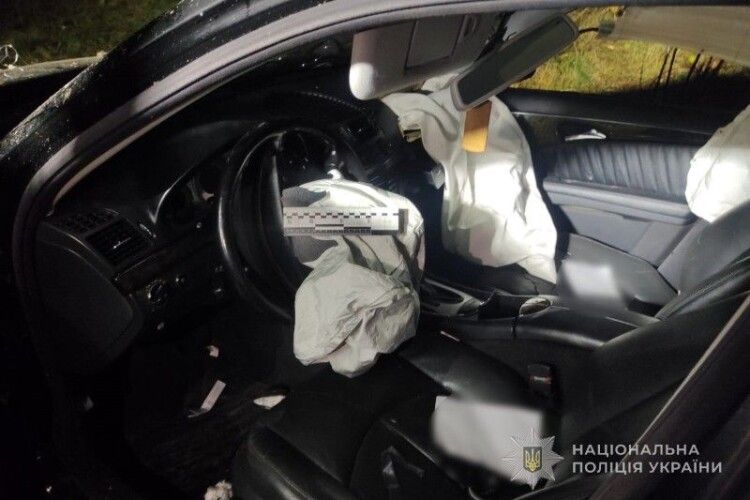 З’їхав в кювет: на Волині після ДТП шпиталізували двох людей