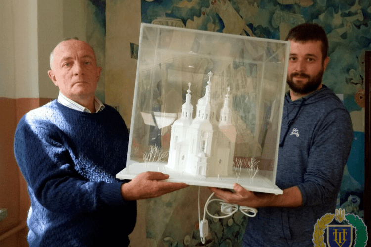 Полтавські архітектори виготовили макет Успенської церкви, що не збереглась до нашого часу