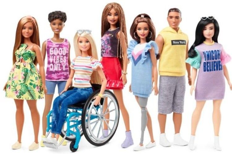 Легендарні ляльки будуть на інвалідному візку
