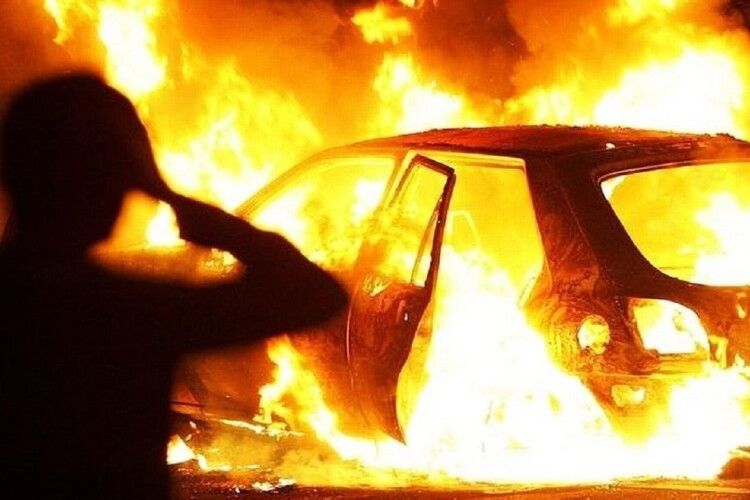 Жителя Волині, підозрюваного в умисному підпалі чужого авто, взяли під варту на 60 діб 