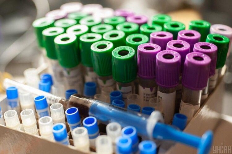 На Тернопільщині кількість лабораторно підтверджених випадків коронавірусу зросла до восьми