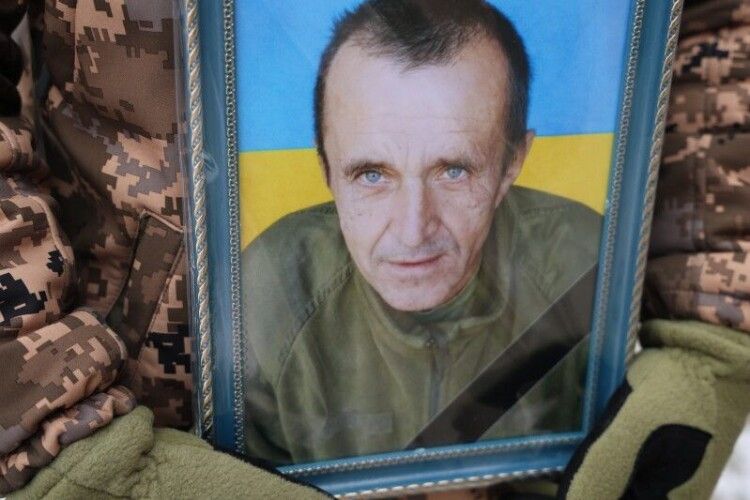 Луцька громада назавжди попрощалася із Захисником Іваном Доценком