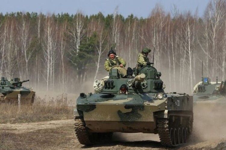 На сході та півдні України війська росії готові до наступальних дій – Генштаб