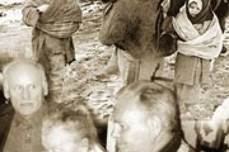 БУЛО У БРАТІВ ТРИ МАТЕРІ 