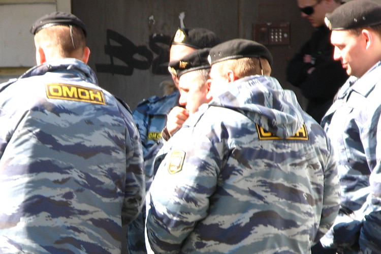 Російські силовики затримали двох кримських татар на окупованому півострові