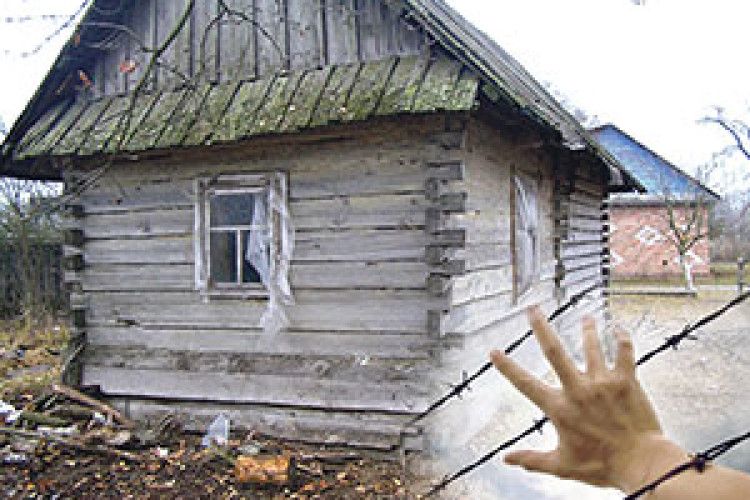 УБИВ БАБУСЮ, ПІДПАЛИВ І… КУПИВ МОБІЛЬНИК