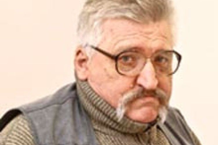 ЧИ МОЖНА КРИТИКУВАТИ ОПОЗИЦІЮ?