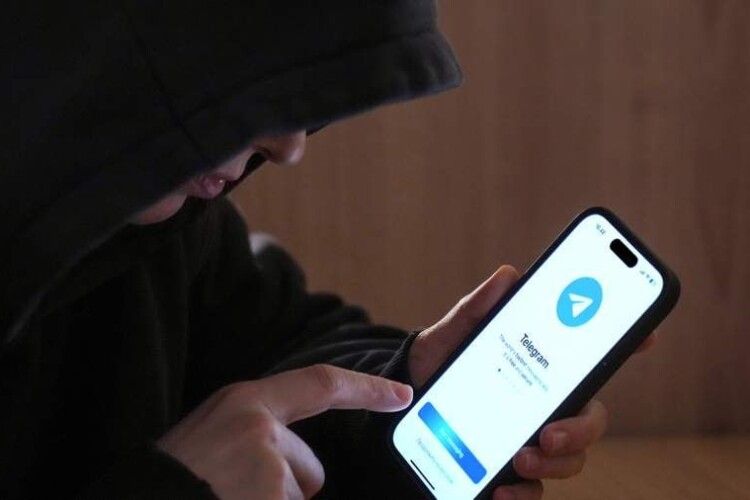 На Волині винесли вирок студенту, який викрав понад 40 тисяч із чужої картки