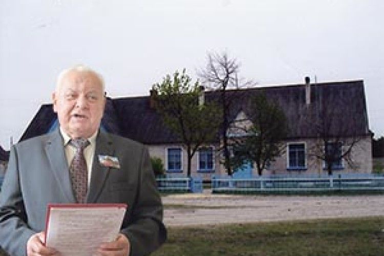 НАЙКРАЩУ В РАЙОНІ ШКОЛУ  ВІДКРИЛИ ЩЕ ЗА ПОЛЬЩІ