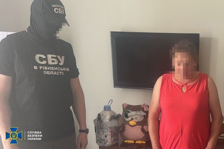 Затримала жінку, яка закладала вибухівку в популярному готелі у Рівному